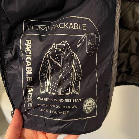 Tumi Men’s Nano Packable Puffer Jacket - Picture 3 of 5